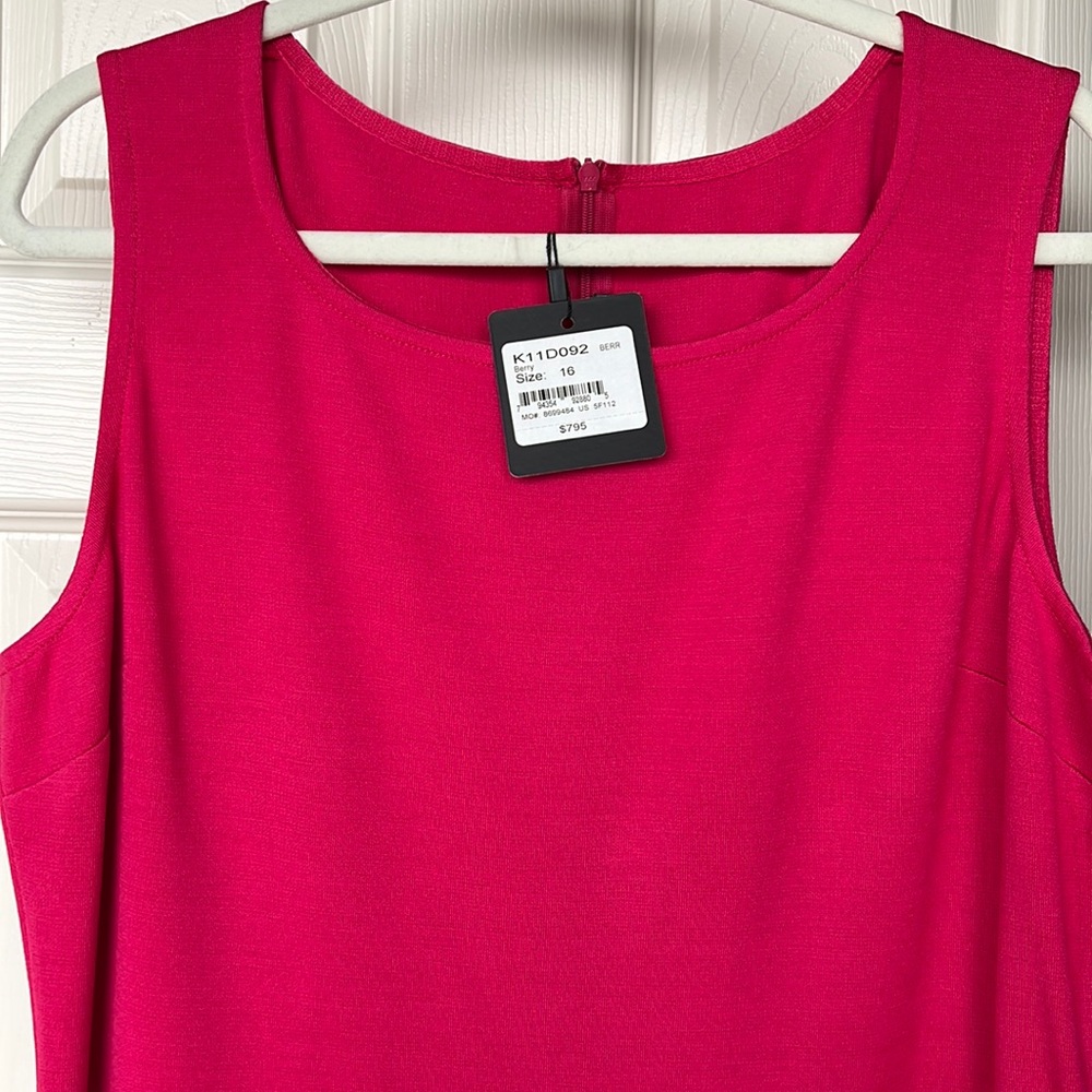 Pink NWT size 16 St. John knit sleeveless dress